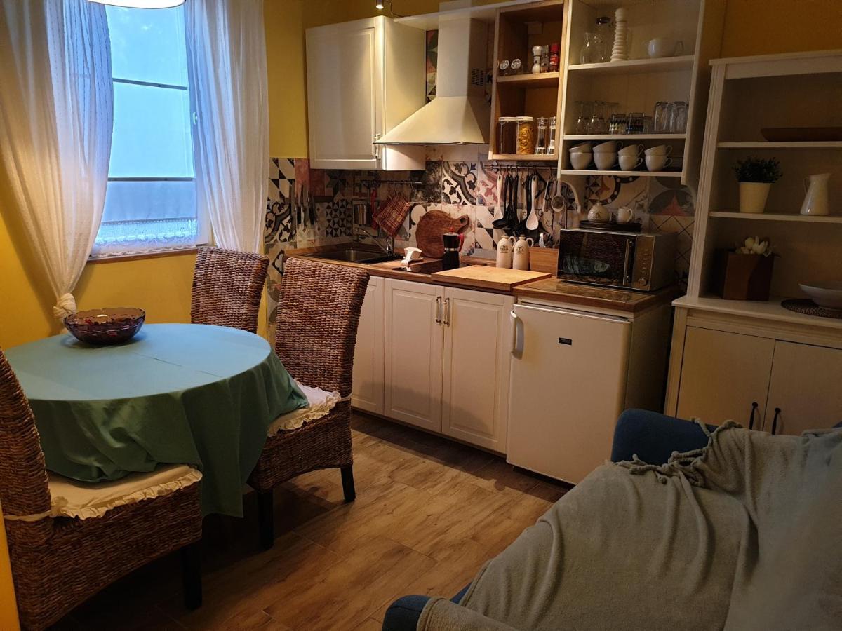 Apartments Boris โปเรช ภายนอก รูปภาพ